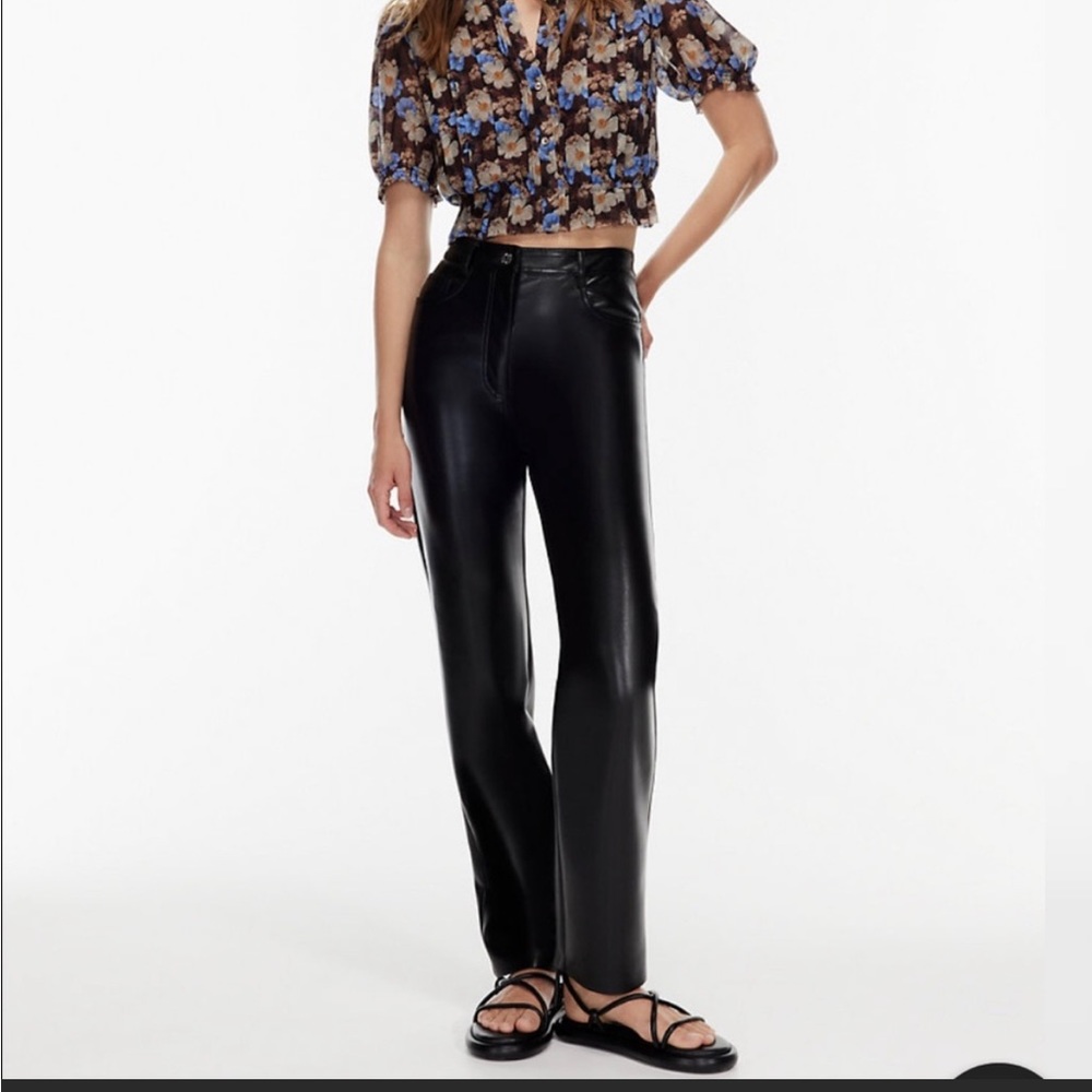 Wilfred Vegan Leather Pants aritzia size 8